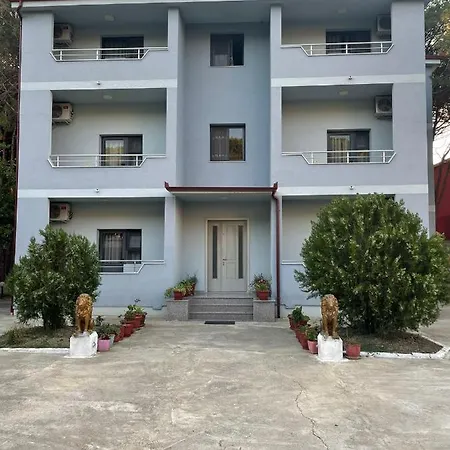 公寓式酒店 Vila Leo 格勒姆